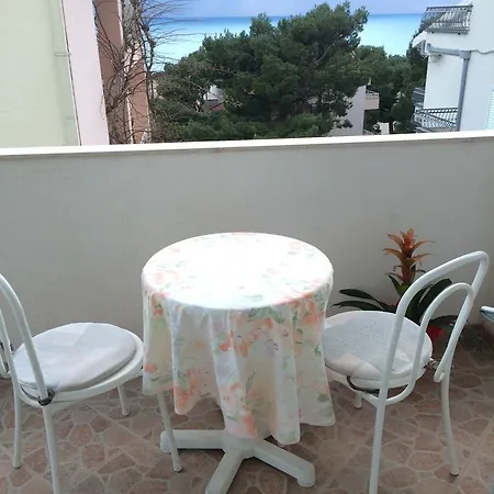 Dalmadino 招待所 3*