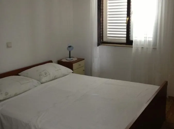 Dalmadino Gasthuis Makarska