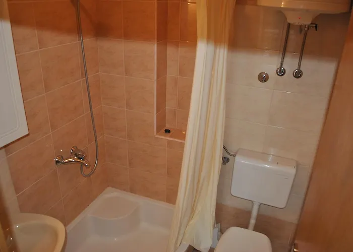 Гостьовий будинок Dalmadino 3*