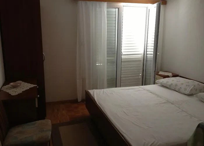 Dalmadino Pensionat Makarska